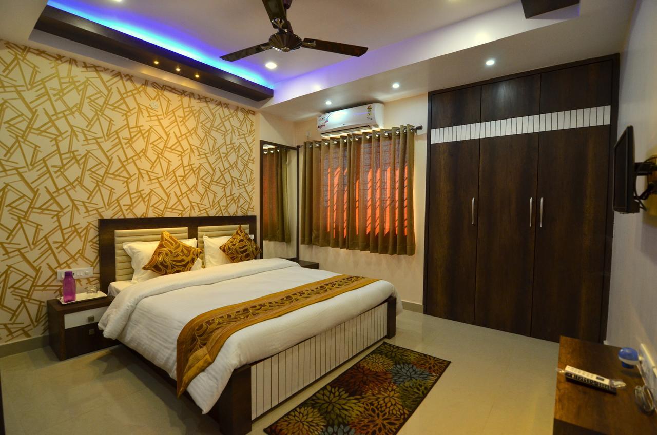 Tulip Residency Hotel Dibrugarh Exterior foto