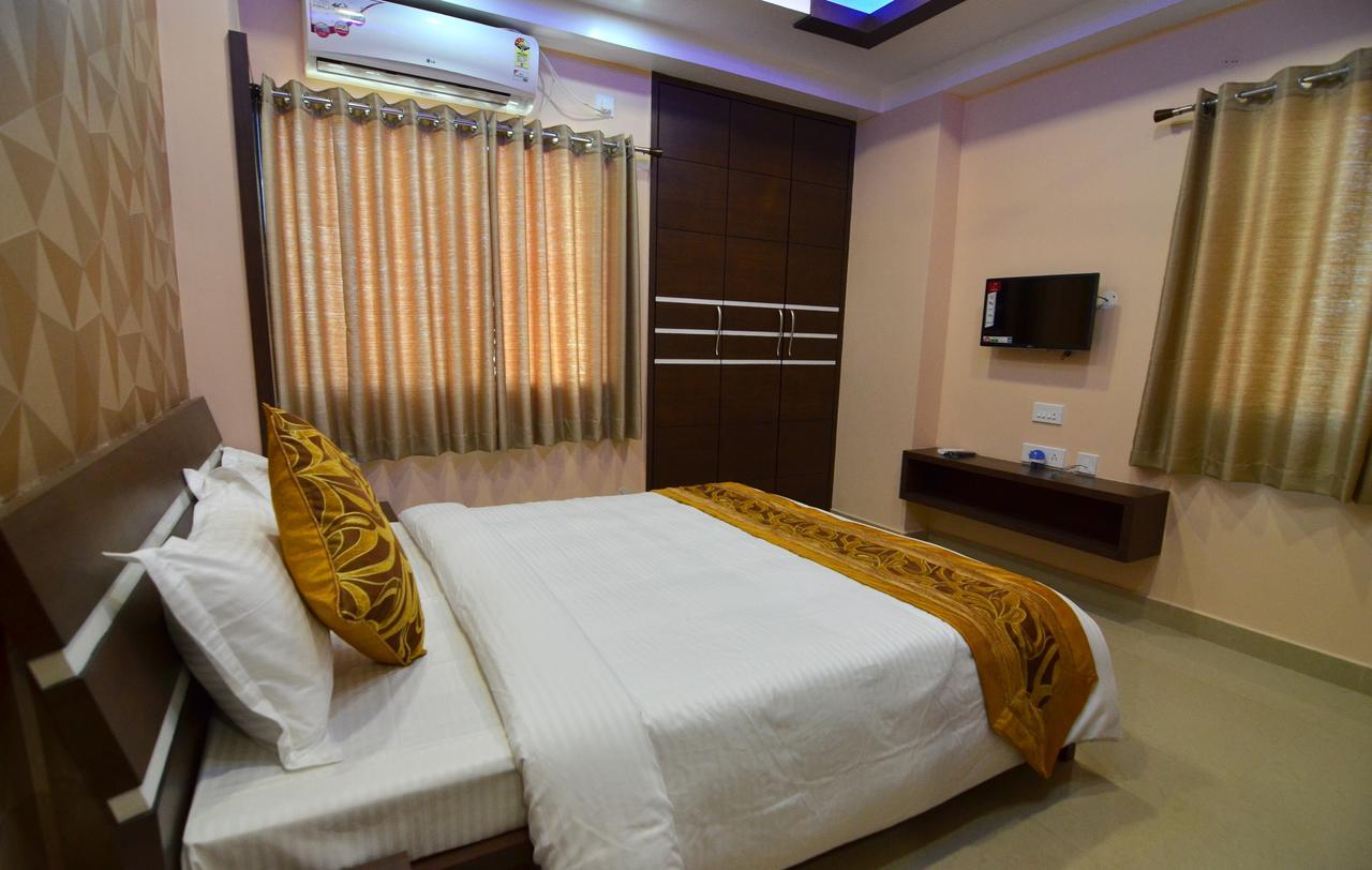 Tulip Residency Hotel Dibrugarh Exterior foto