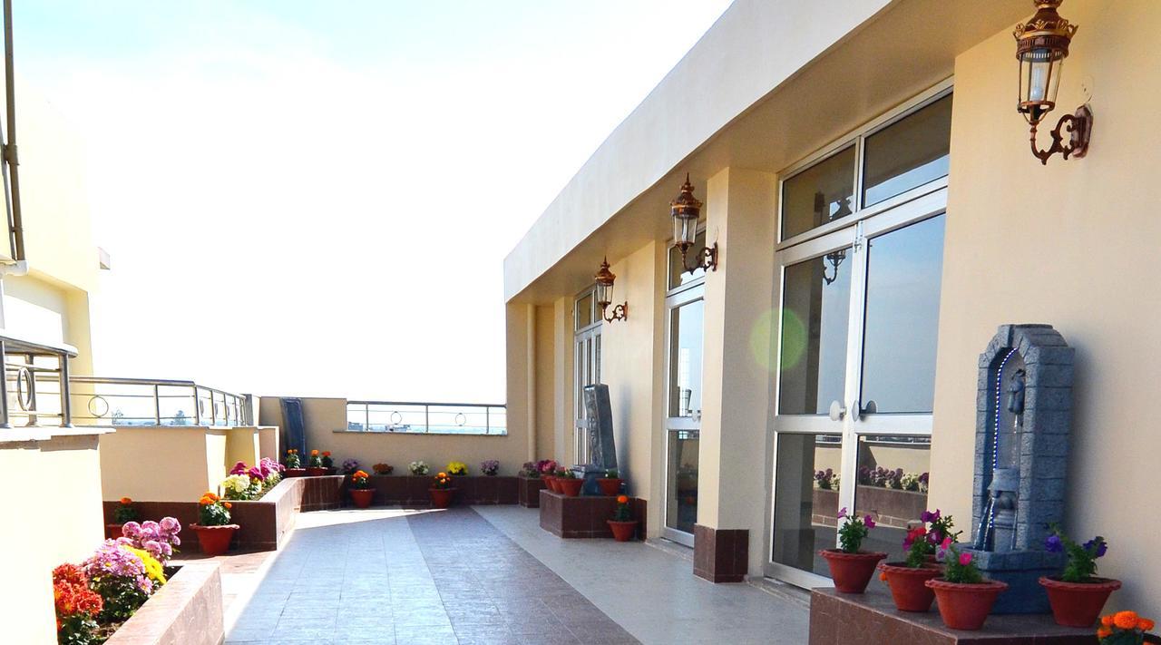 Tulip Residency Hotel Dibrugarh Exterior foto